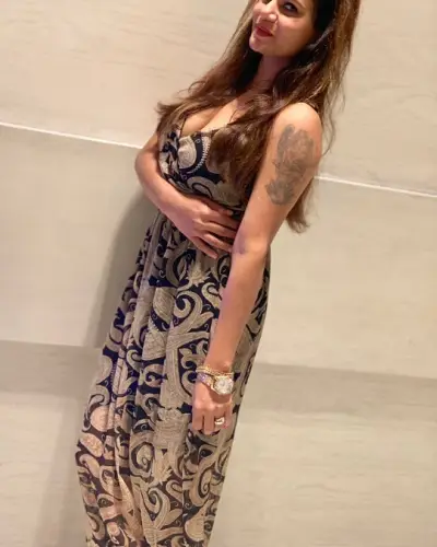 Jodiya Escort